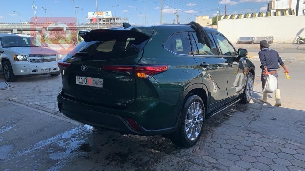 تۆیۆتا هایلاندەر